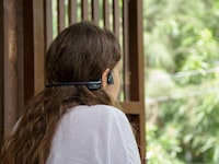 Open-Ear Noise-Cancelling Headphones Image 5