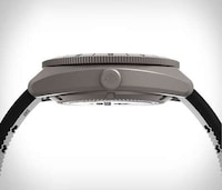 Stylish Expedition Timepiece Models Image 5