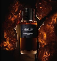 Elegant Perfume Collection Image 4