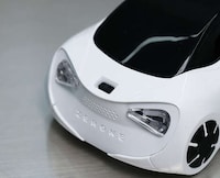 Programming Code-Powered Toy Cars Image 2