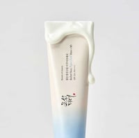 Rice Seed Water Sunscreens Image 2