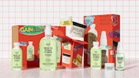 Antioxidant-Rich Skincare Sets Image 1