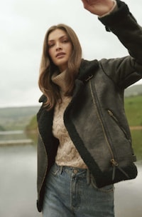Fall-Ready Timeless Aviator Jackets Image 1