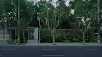 Glass-Walled Shanghai Cafes Image 1