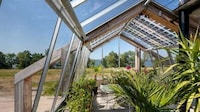 Greenhouse-Topped Residences Image 2