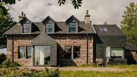 Schoolhouse Slate-Clad Extensions Image 2