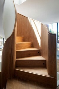 Boat Design-Inspired Modern Homes Image 2
