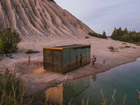 Rectangular Golden Shimmering Homes Image 2