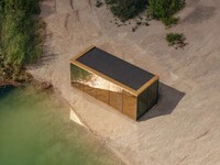 Rectangular Golden Shimmering Homes Image 3
