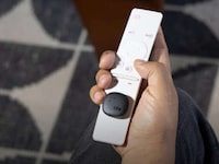 Miniature Tile Bluetooth Trackers Image 2