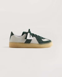 Exclusive Sophisticated App-Accessed Shoes Image 2