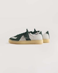 Exclusive Sophisticated App-Accessed Shoes Image 3