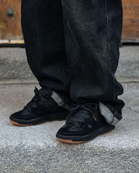 Juxtaposing Retro Skate Sneakers Image 5