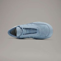 Chunky Collaborative Fashionable Shoes Image 3