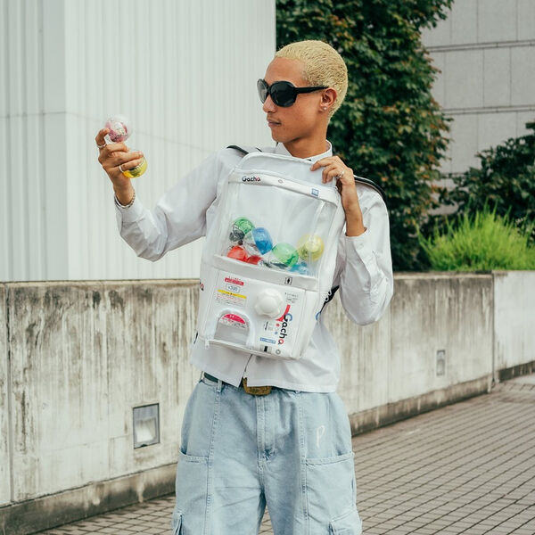 Toy Capsule Display Backpacks : showy gacha 2