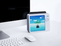 Deep Focus Desktop Displays Image 1