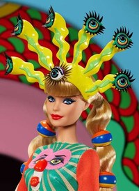 Pop Art Legend-Honoring Dolls Image 1