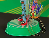 Pop Art Legend-Honoring Dolls Image 3