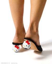 Cartoon-Honoring High Heels Image 3