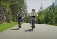 Folding Bicycle Revamps Image 2