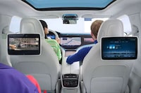 In-Car Blockbuster Services Image 2