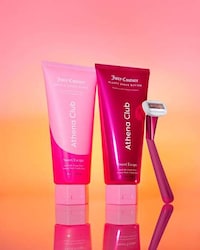 Glamorous Y2K Shower Collections Image 3