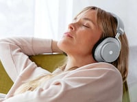 Brainwave-Monitoring Headphones Image 4