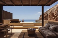 Greek Island Tranquil Resorts Image 4