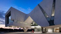 Dual Level Concrete Galleries Image 3