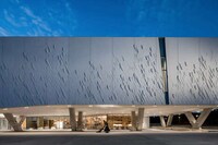 Dual Level Concrete Galleries Image 4