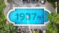 Self-Recharging Pool Cleaners
