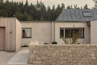 Natural Material-Crafterd Holiday Homes Image 2