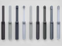 Folding Travel Toothbrush Concepts Image 2