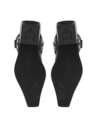 Sleek Western Boots Image 3