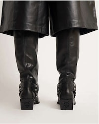 Sleek Western Boots Image 4