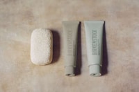 Luxurious Sandal Brand Skincare Image 2