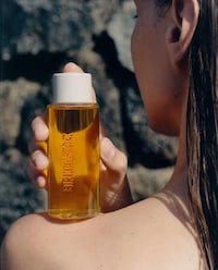 Luxurious Sandal Brand Skincare Image 4