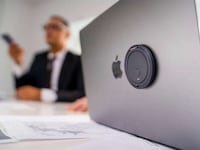 Smartphone-Mounted Translation Devices Image 3