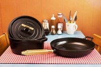 Modern-Tinged Classic Cookware Image 4
