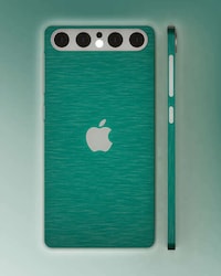 Textured Quad-Camera Smartphones Image 4