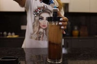 Vacuum-Sealed Airless Coffee Brewers Image 3