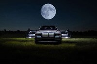 Moon Halo-Inspired Premium Cars Image 2
