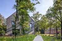 Military Base-Transformed Housing Image 2