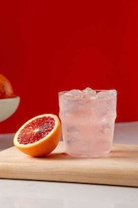Festively Flavored Seltzers Image 3