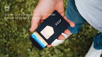 Minimalist Industrial Wallet Designs Image 2