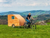 E-Bike-Towed Wooden Trailers Image 4