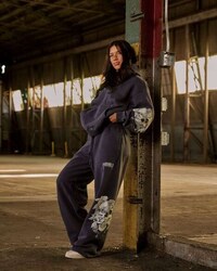 Active-Minded Refreshing Streetwear Image 2