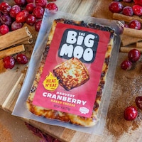 Cranberry-Flavored Baked Cheeses Image 1