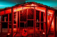 Singer-Songwriter-Inspired Hotel Stays Image 6