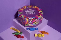 Paper-Made Chocolate Packaging Image 1